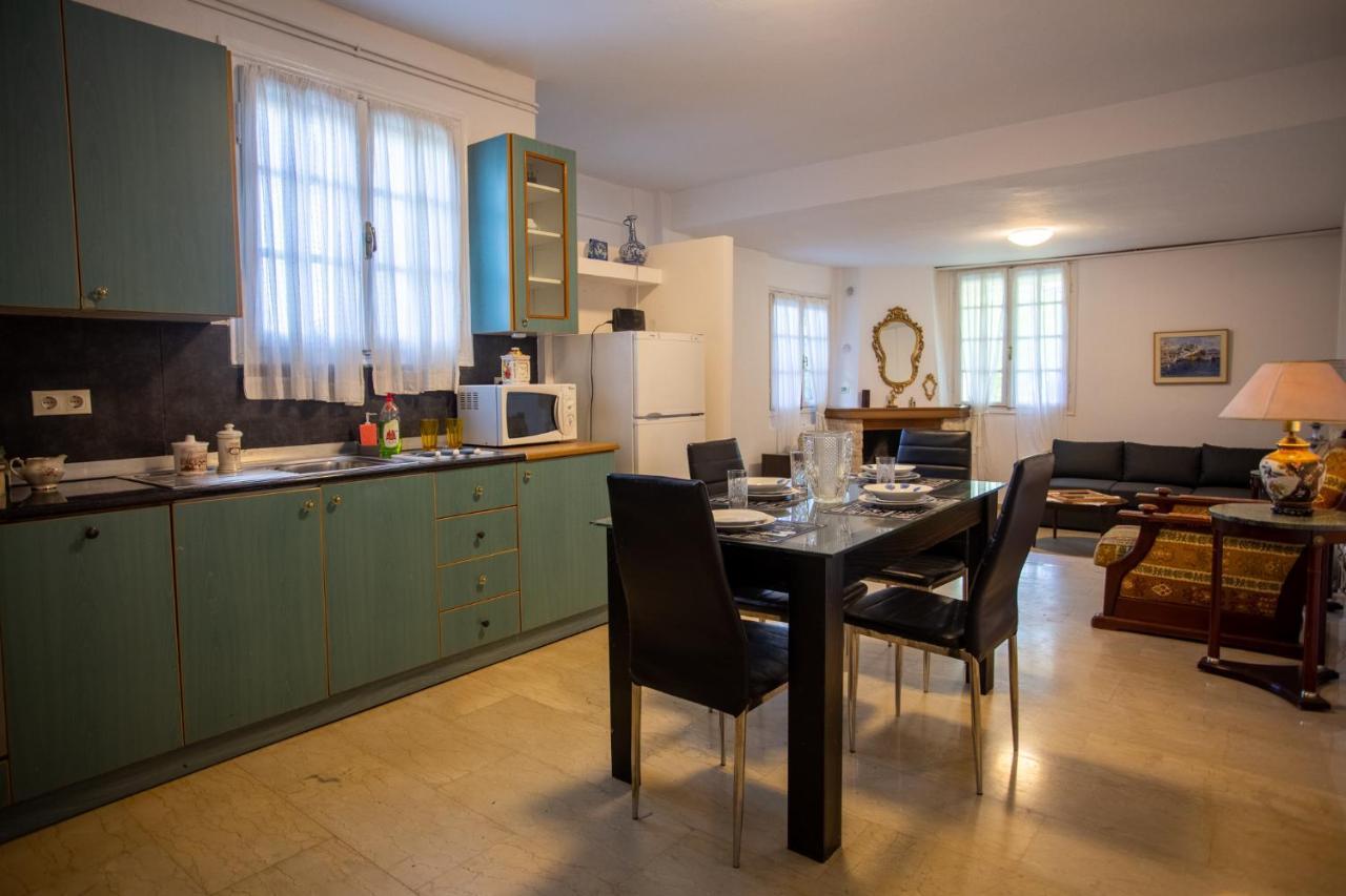 Traditional Villa Appartment With Garden, Also For Gatherings ,15 Minutes From Thessaloniki Airport Εξωτερικό φωτογραφία